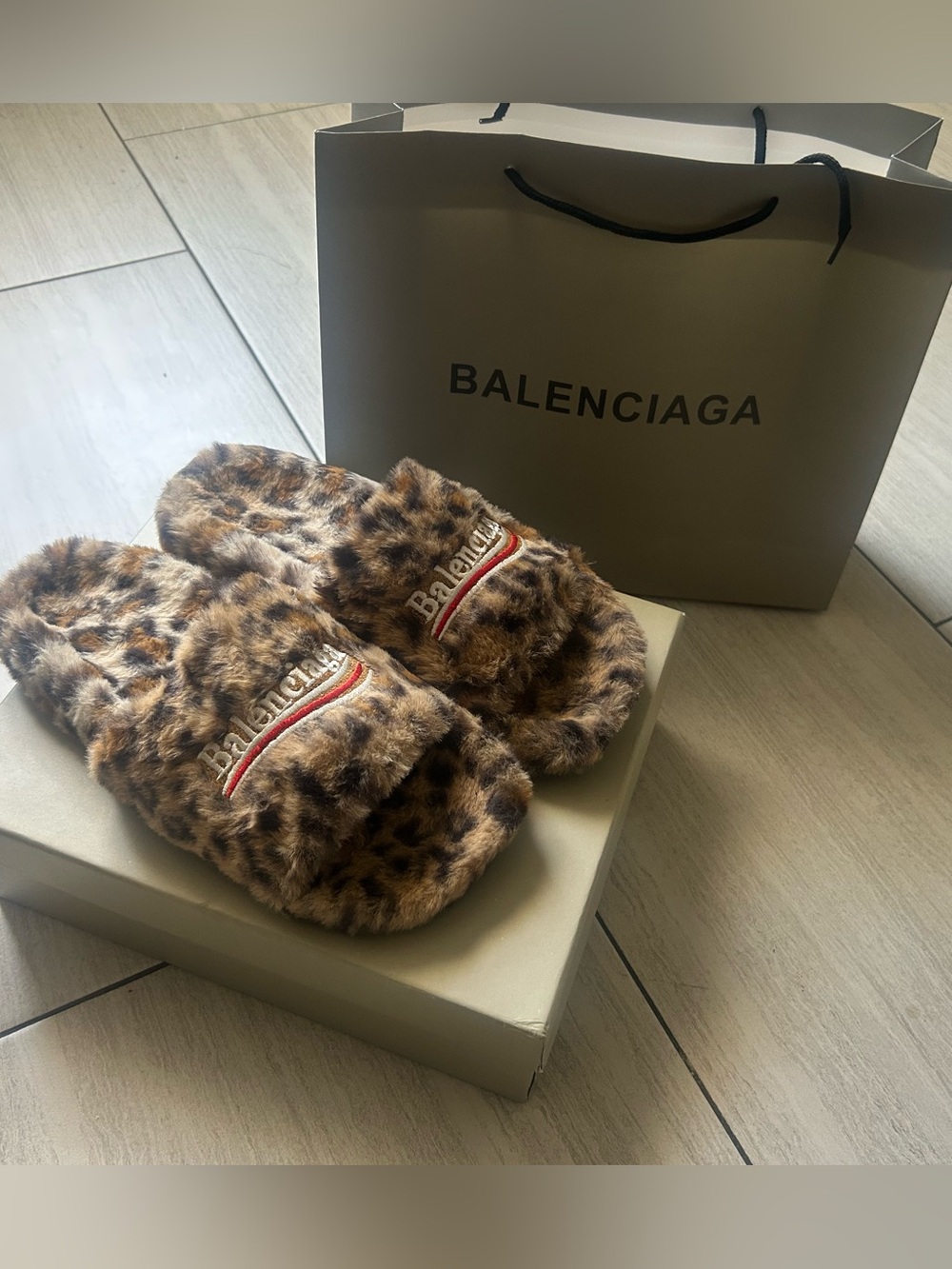 Leopard Print Balenciaga Fur Slides Size 7.5 Men’s